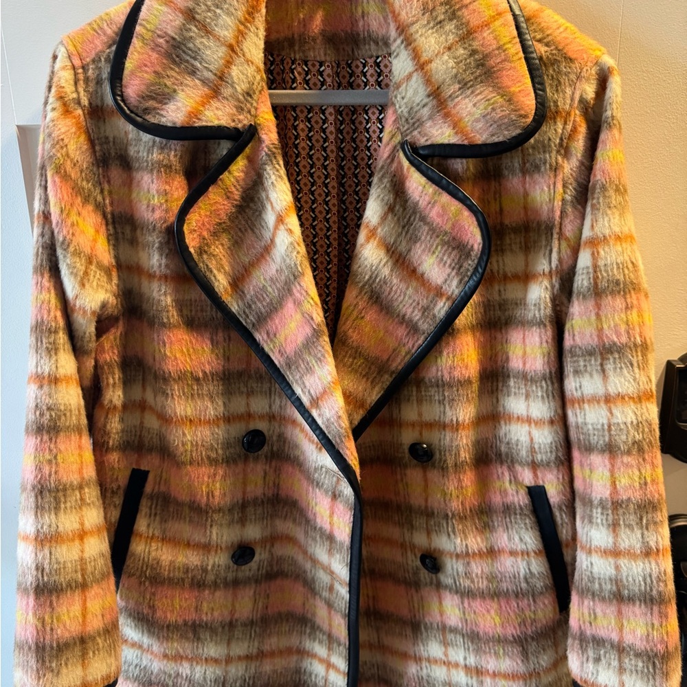 CAbi Ethos Coat 4781 - Picture 5 of 10